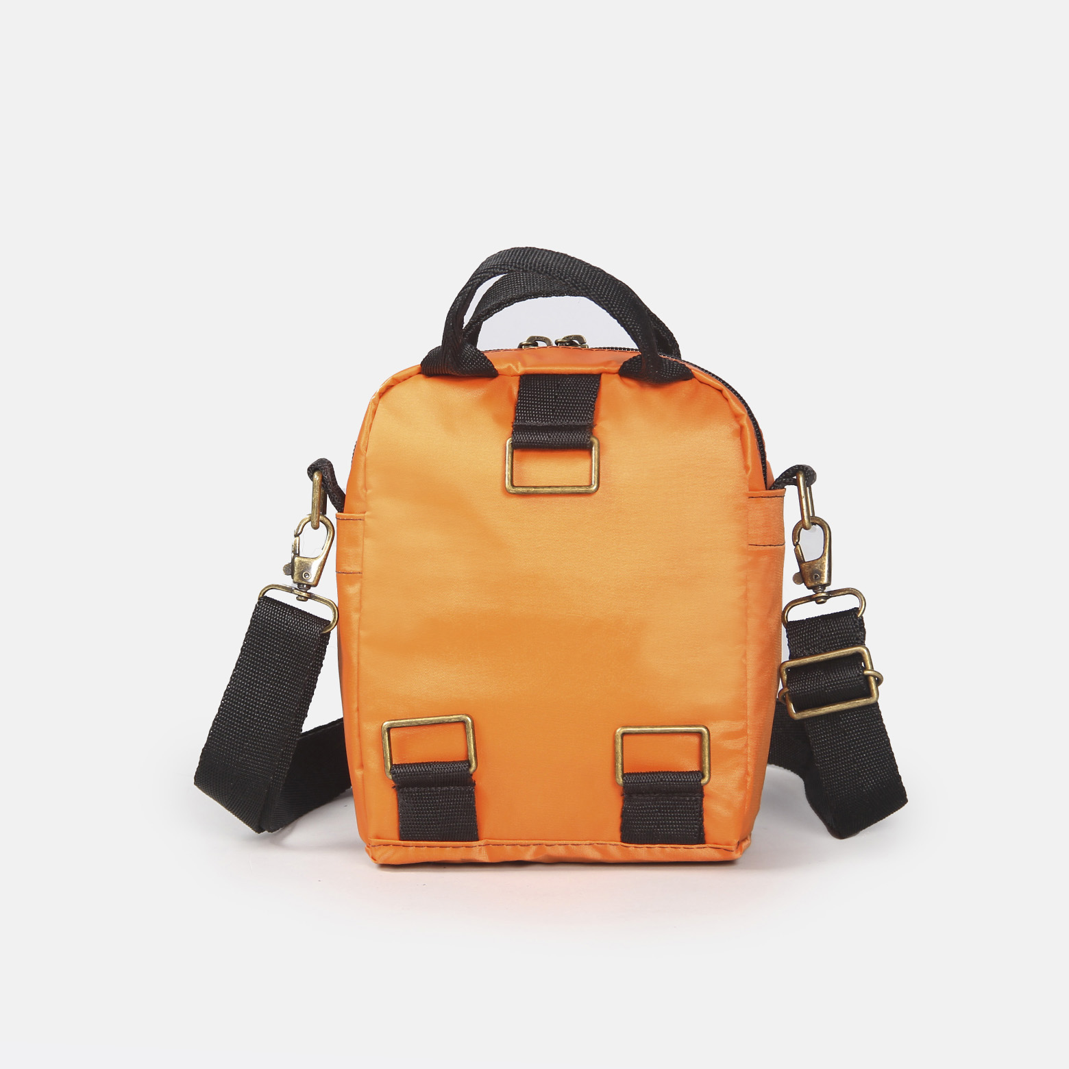 Mini_Mochila_Laranja_por_sol_0004